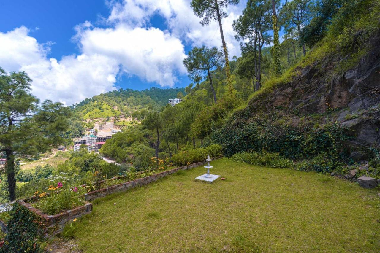 Stayvista At Cecil Cottages With Barbeque, Hill View Kasauli Dış mekan fotoğraf