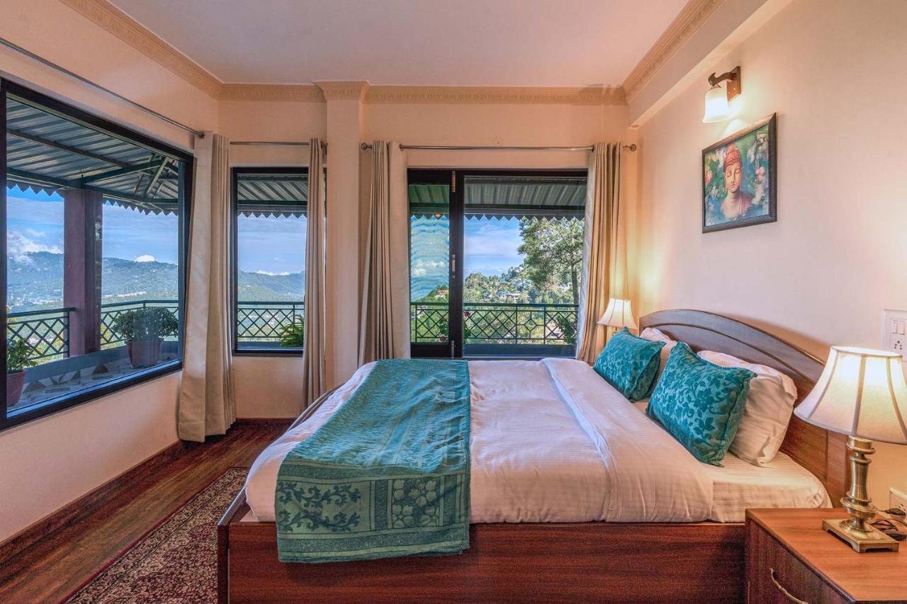 Stayvista At Cecil Cottages With Barbeque, Hill View Kasauli Dış mekan fotoğraf