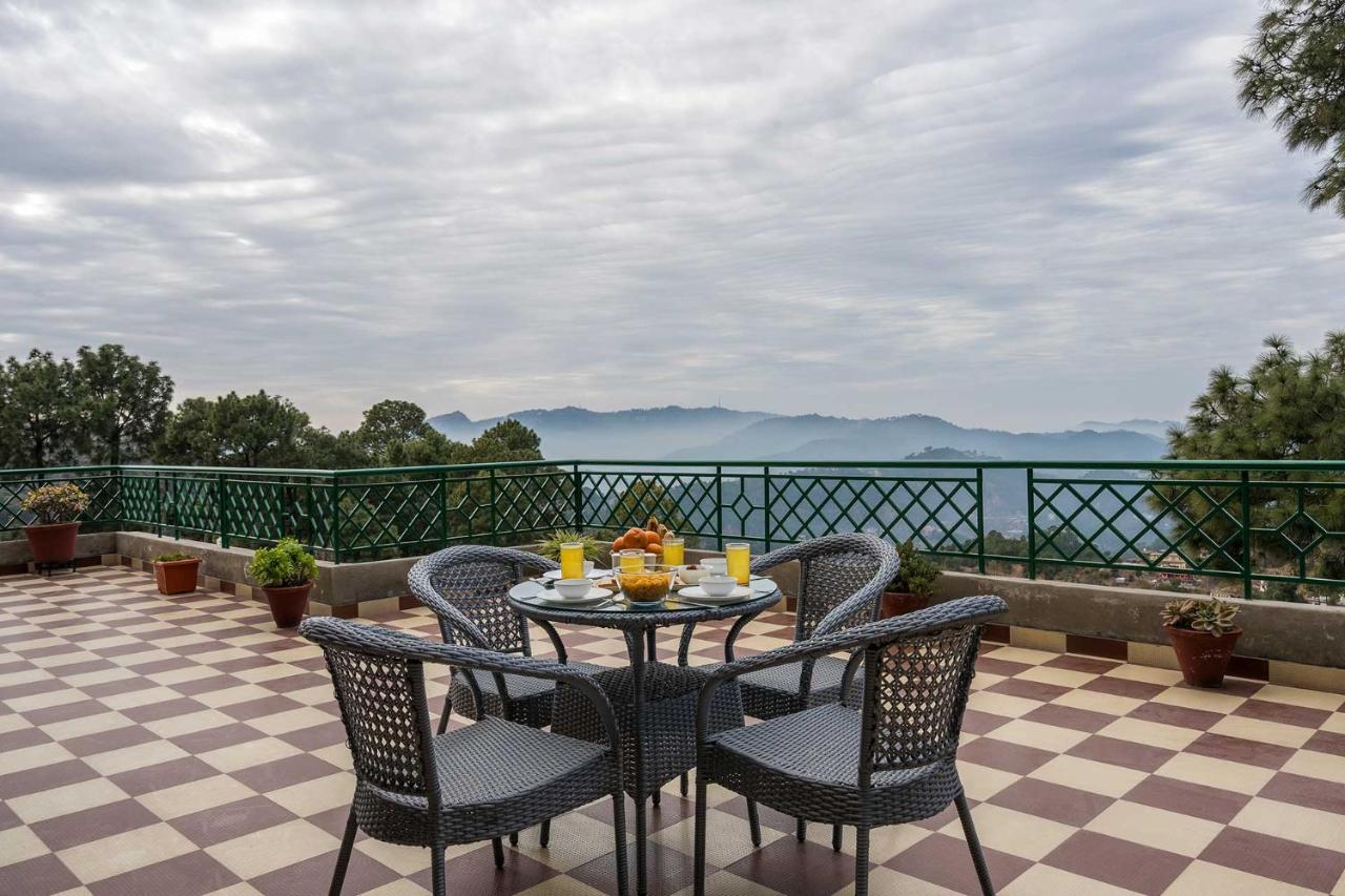 Stayvista At Cecil Cottages With Barbeque, Hill View Kasauli Dış mekan fotoğraf