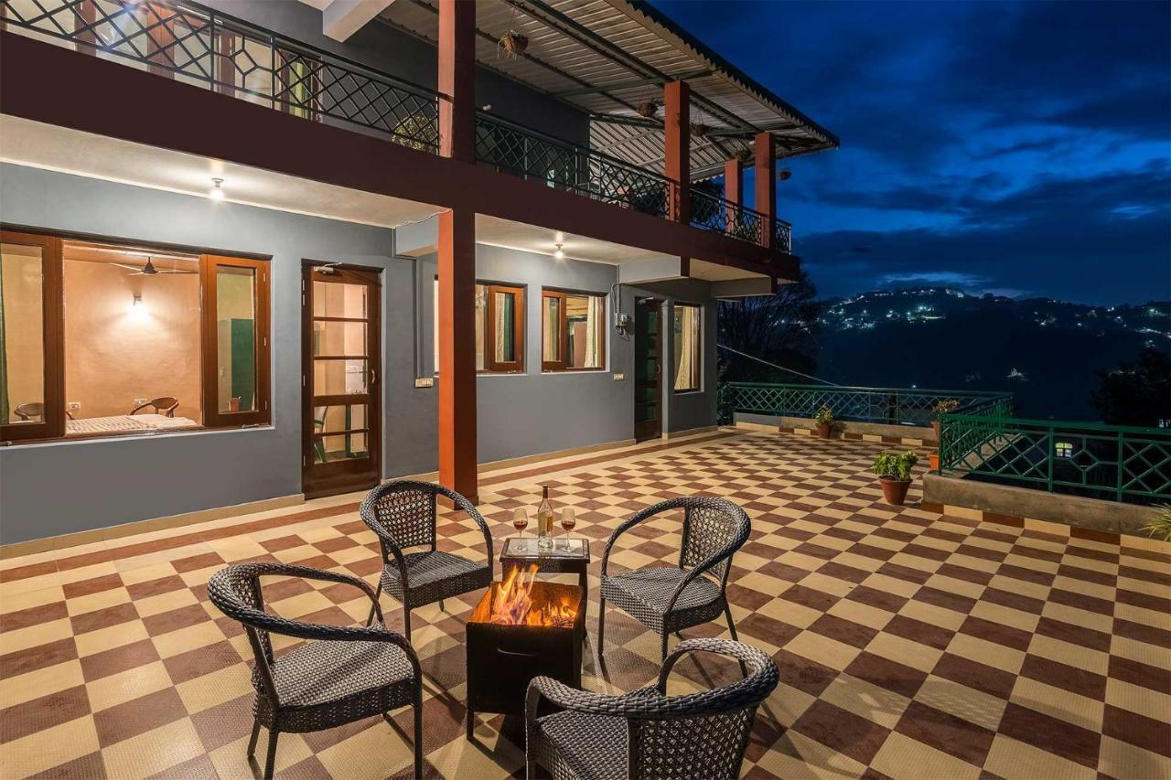 Stayvista At Cecil Cottages With Barbeque, Hill View Kasauli Dış mekan fotoğraf