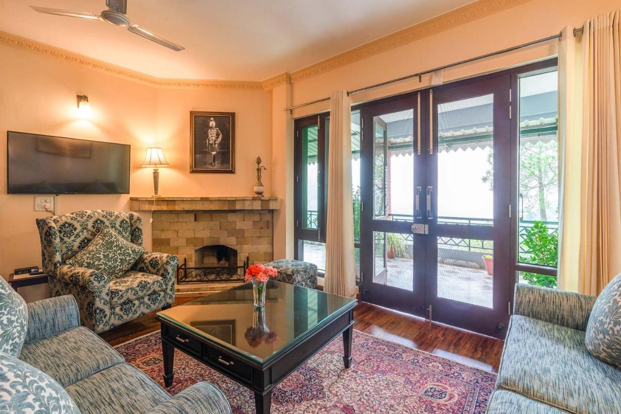 Stayvista At Cecil Cottages With Barbeque, Hill View Kasauli Dış mekan fotoğraf