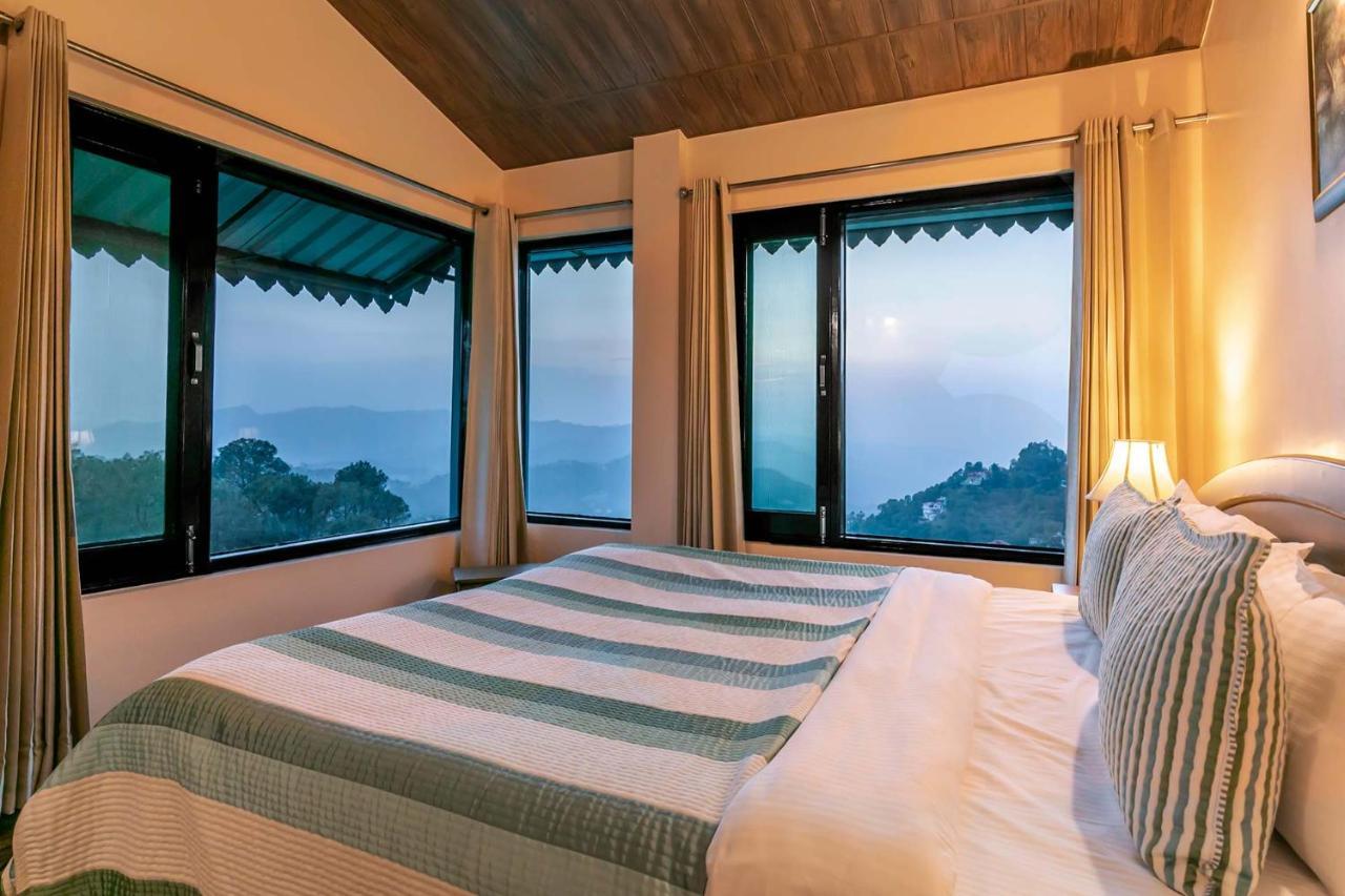 Stayvista At Cecil Cottages With Barbeque, Hill View Kasauli Dış mekan fotoğraf