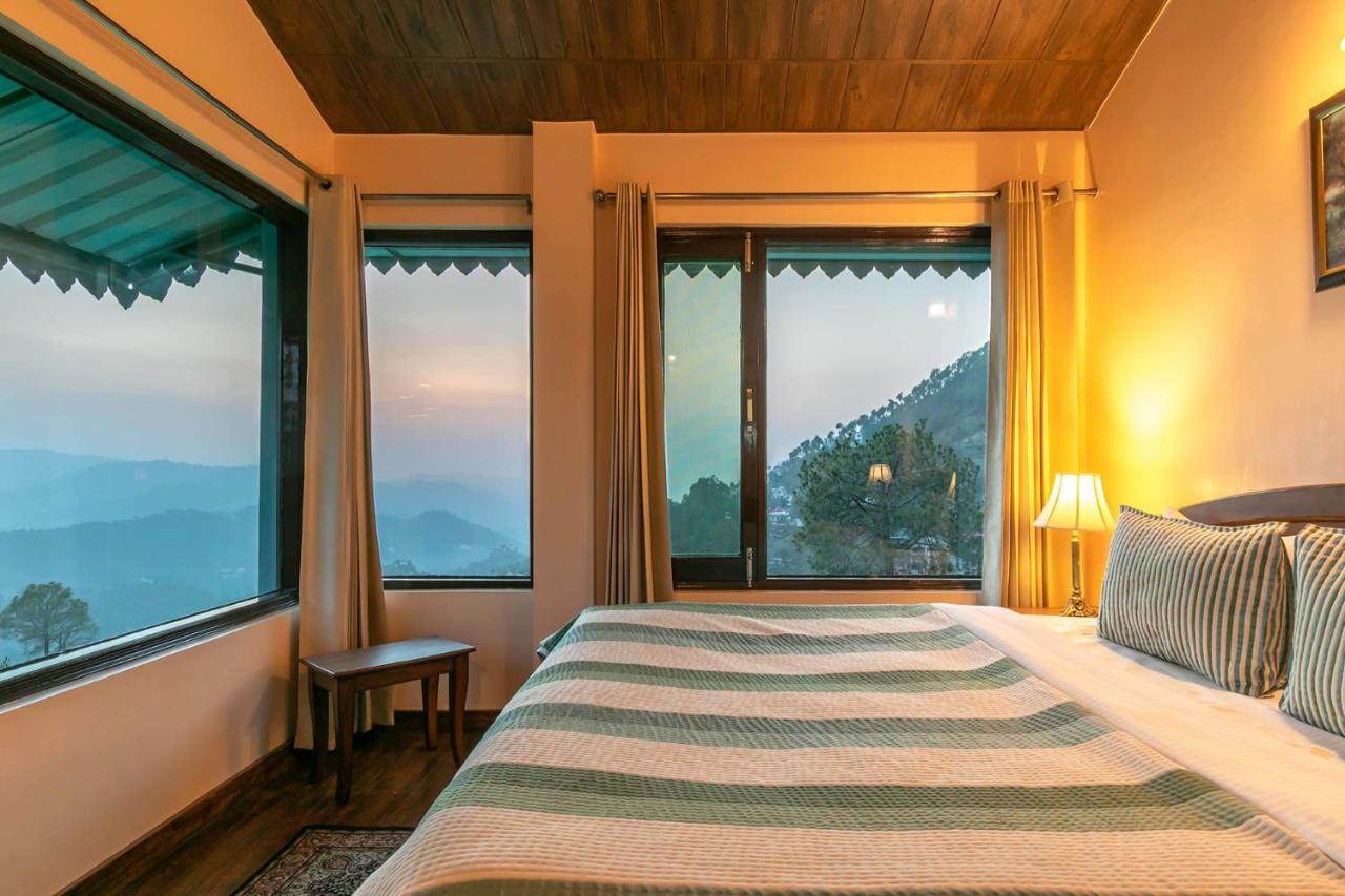 Stayvista At Cecil Cottages With Barbeque, Hill View Kasauli Dış mekan fotoğraf