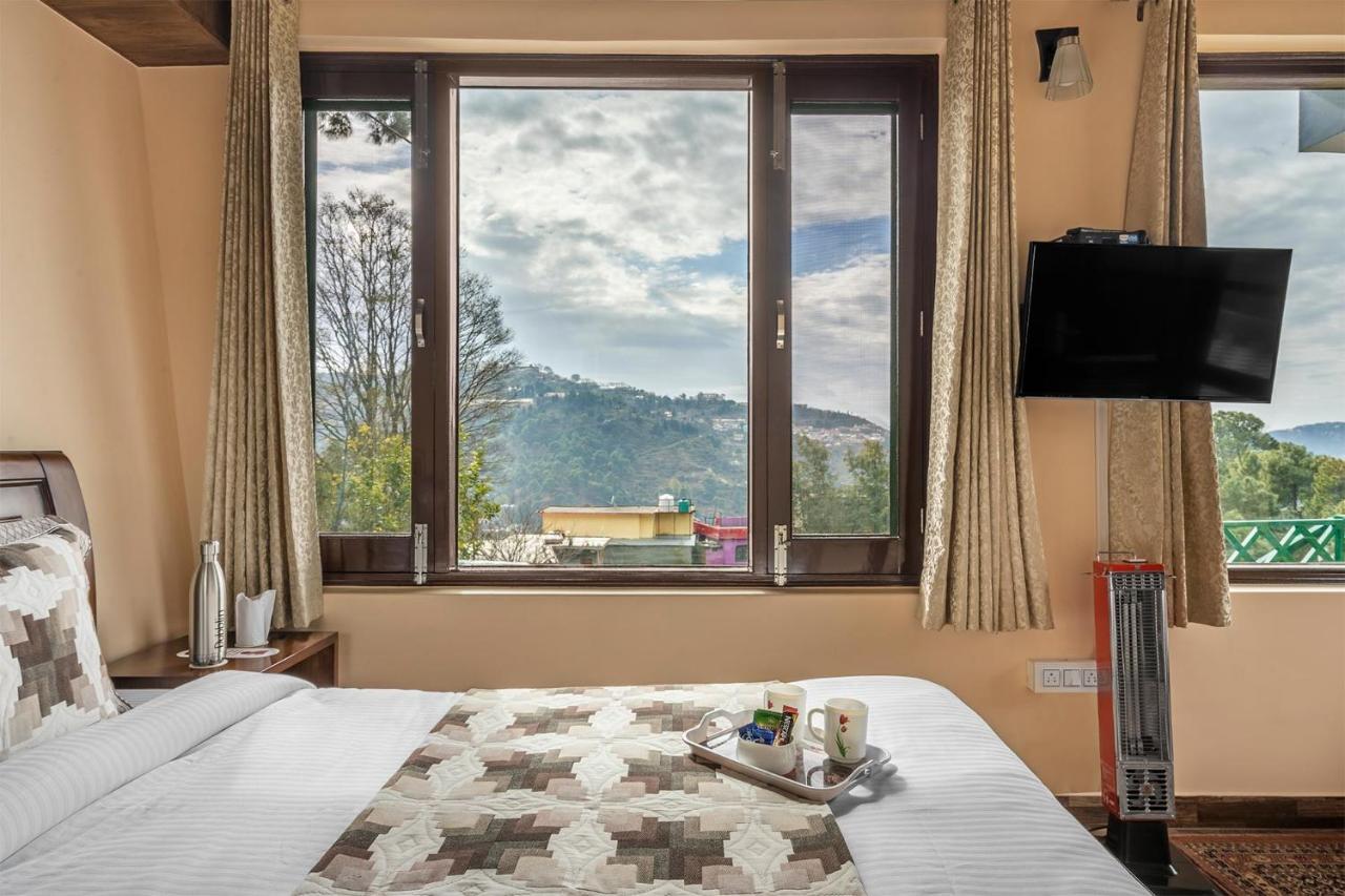 Stayvista At Cecil Cottages With Barbeque, Hill View Kasauli Dış mekan fotoğraf